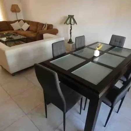 Spacious With Private Outdoor Swimming Pool Lägenhet El Albir