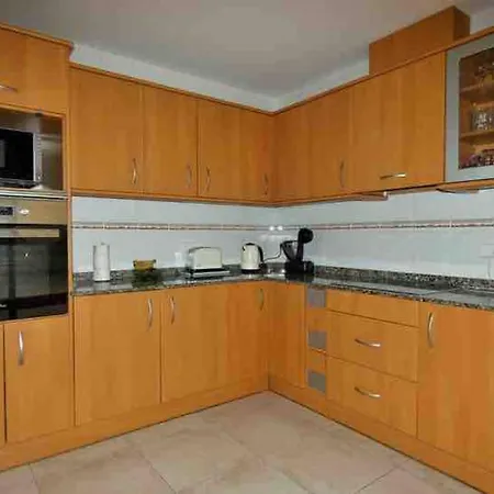 Spacious With Private Outdoor Swimming Pool